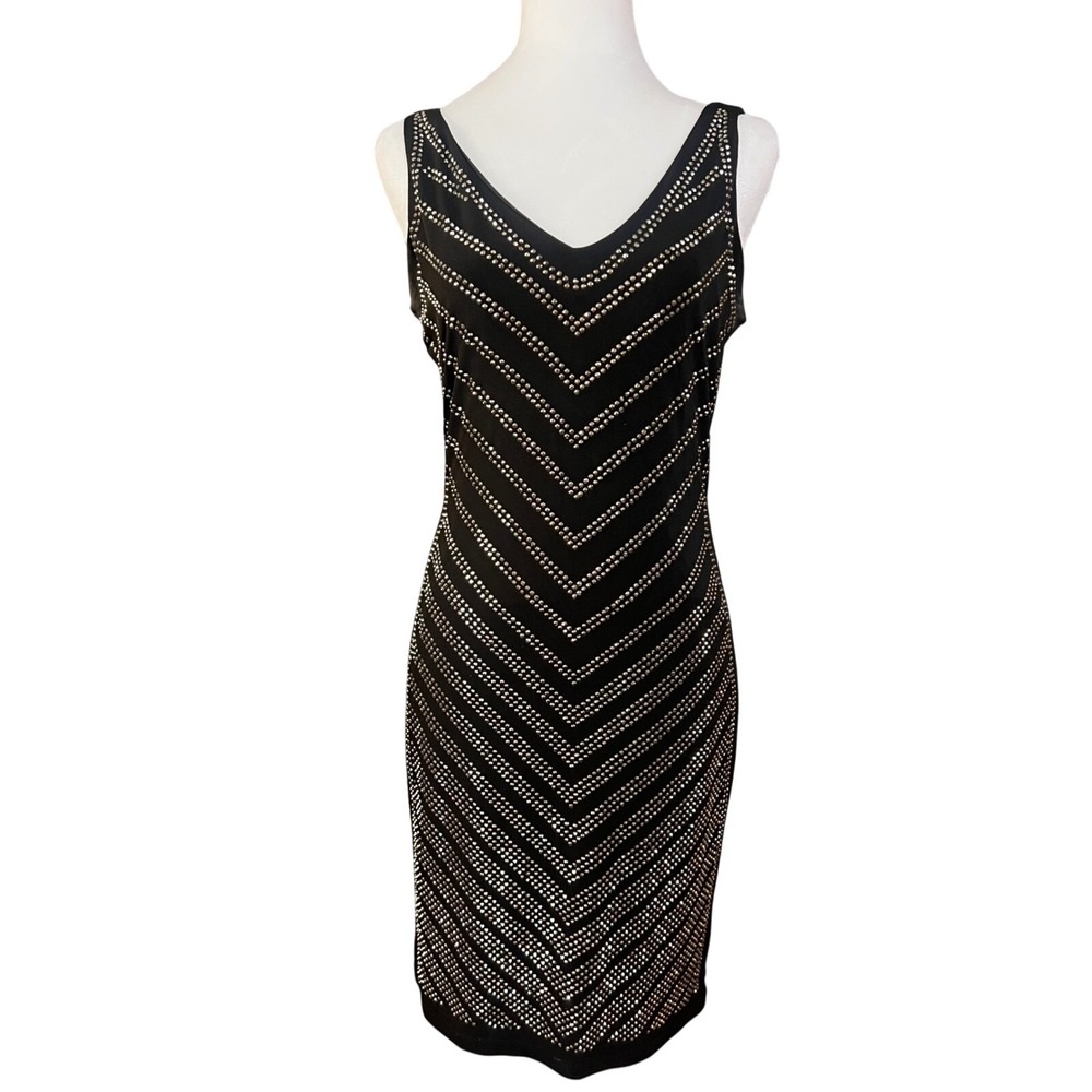 Carmen Marc Valvo Black Studded Chevron V-Neck Sheath Dress Petite PM Sleeveless